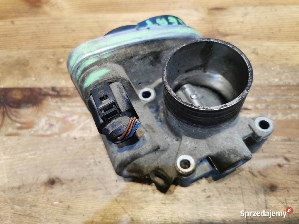 PRZEPUSTNICA VW SEAT AUDI SEAT 14 16V 036133062N osobowe