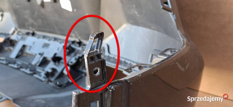 PEUGEOT 3008 E3008 ZDERZAK TYŁ TYLNY DOKŁADKA Bieleń