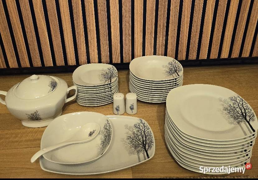 319 Zestaw obiadowy na 12 osób Zabrze