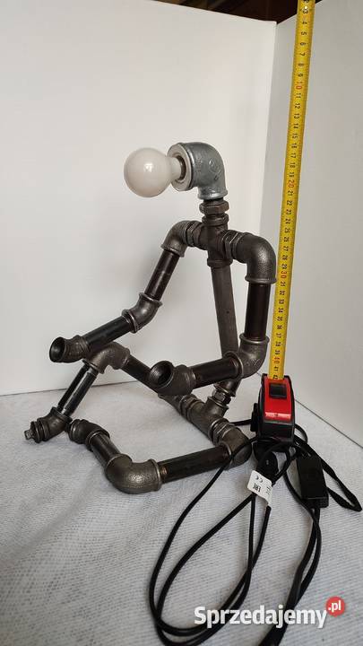 Industrialna lampa z rur hydraulicznych Warszawa