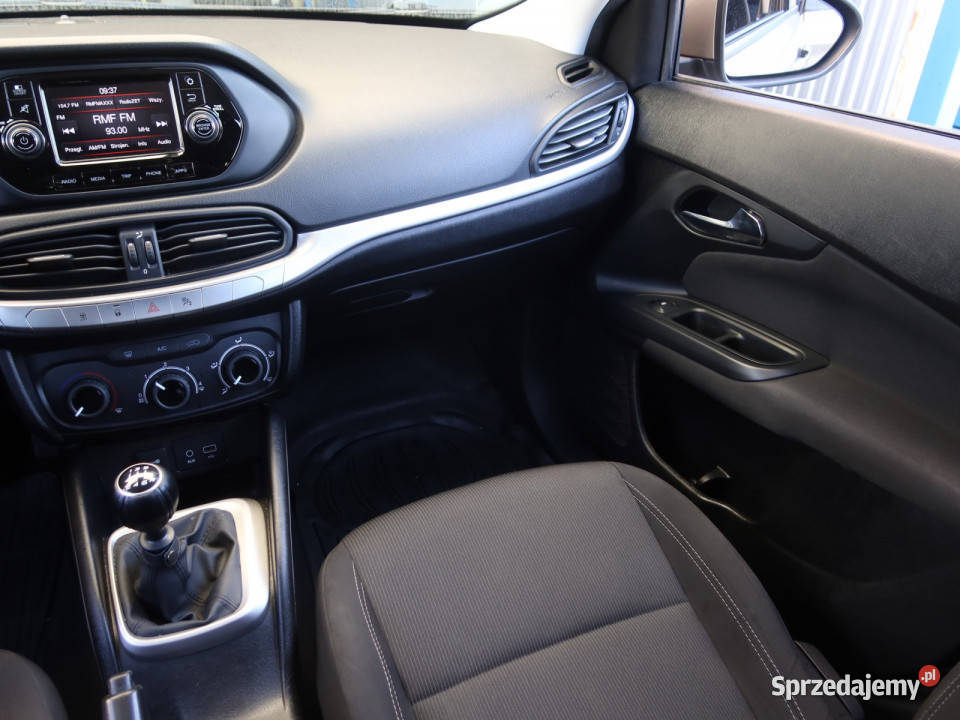 Fiat Tipo 14 16V beżowy Tipo Katowice