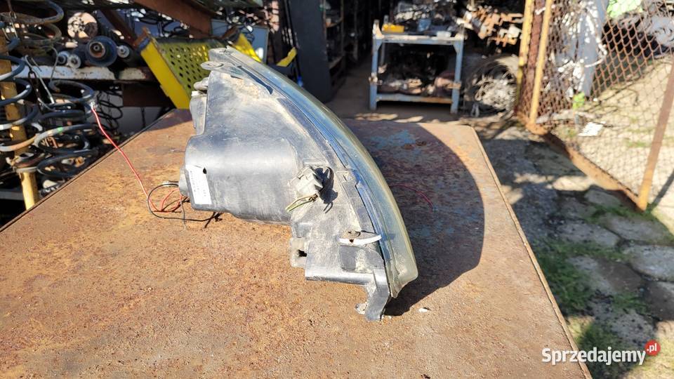 Lampa lewa przód Peugeot 206 lampy przednie Łagów