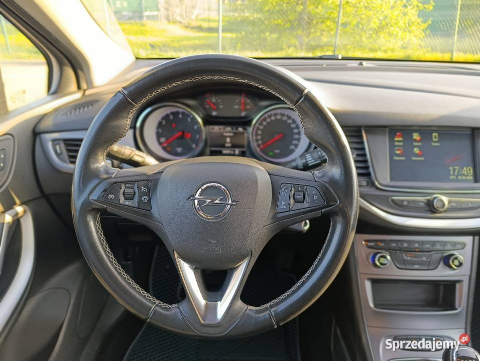 Opel AStra Sports Tourer 2019 benzyna manualna Warszawa