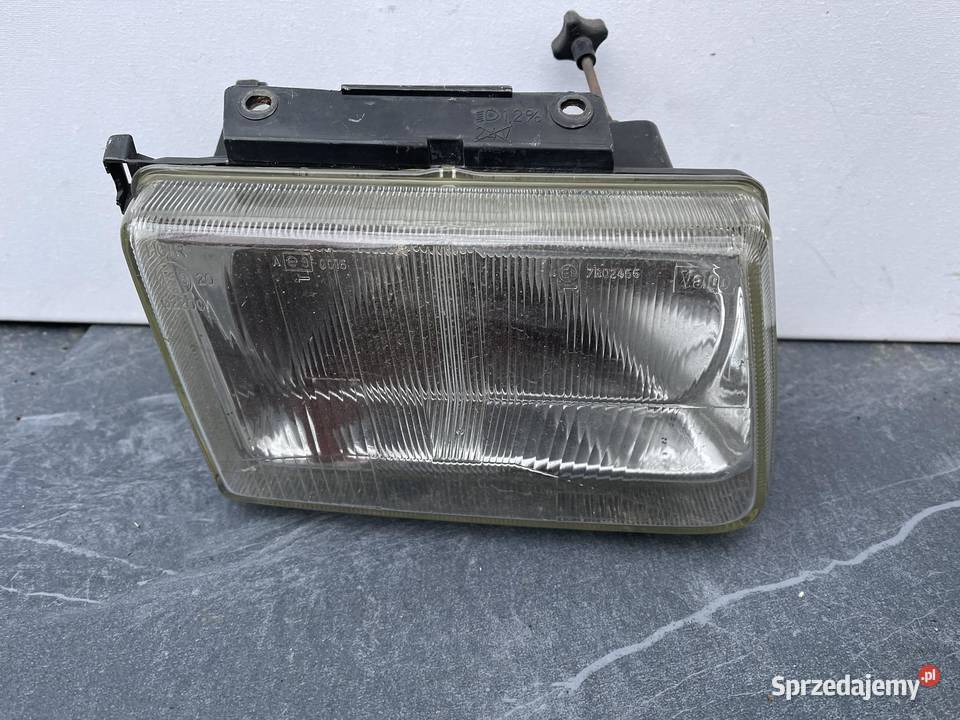 OPEL CORSA A PRAWA LAMPA PRZÓD Ostroróg