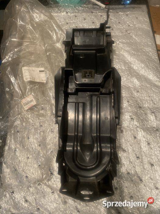 Kawasaki ER5 ER5 schowek osłona pod siedzeniem wielkopolskie Poznań