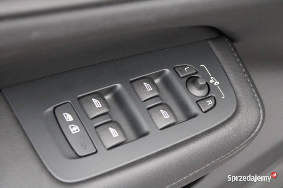 Volvo V60 2024r ACC Podgrzew fotele pt Blis 11955km Gdańsk