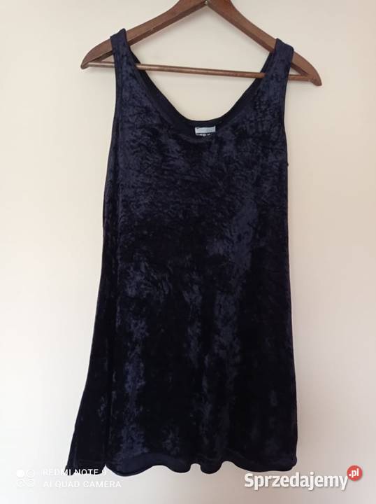 Aksamitna sukienka marki TAMMY Hajnówka