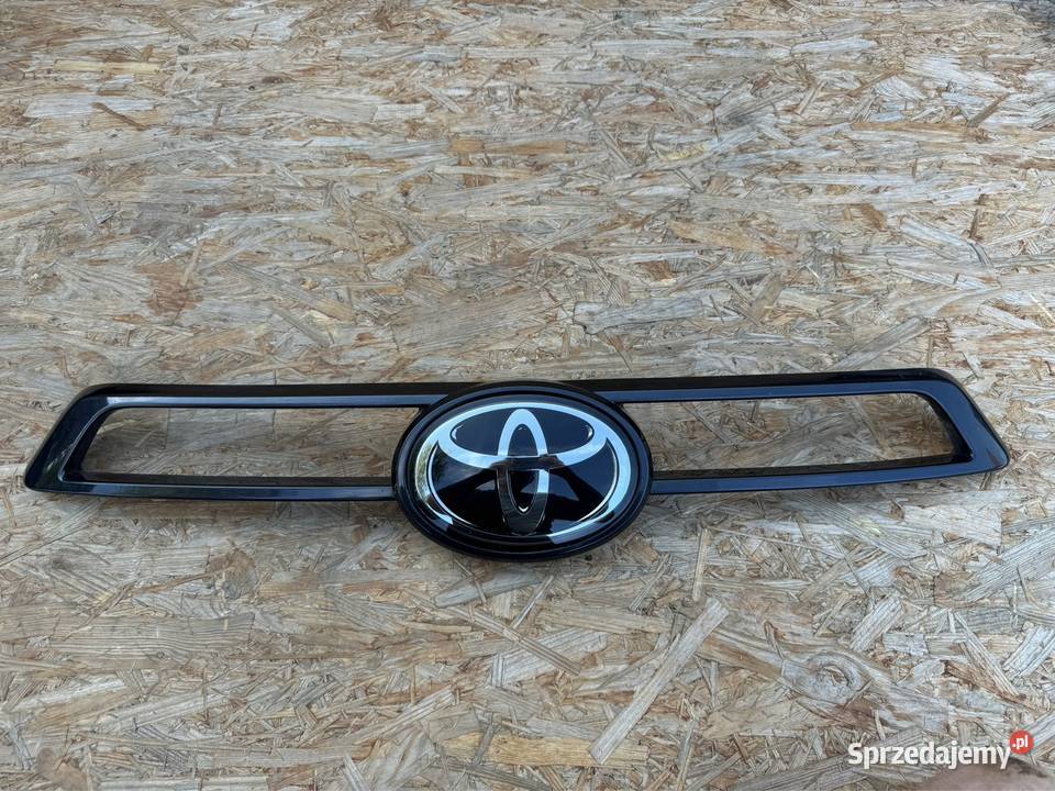 Znaczek Logo ramka listwa grilla Toyota hilux IX wielkopolskie Sieraków sprzedam