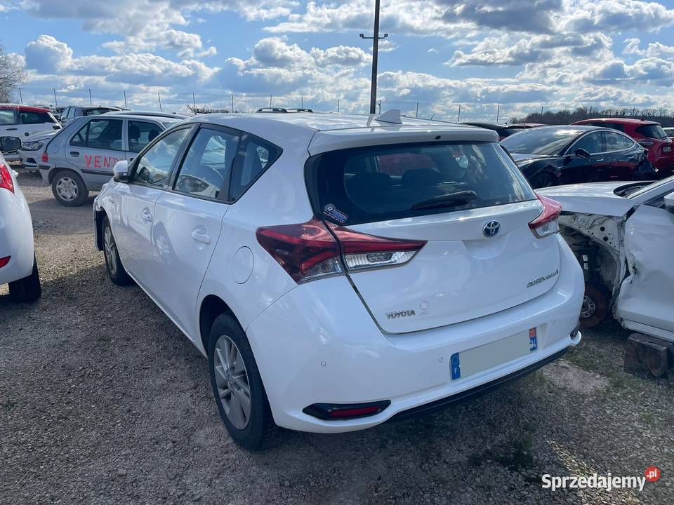 TOYOTA Auris II 18i 136h Tendance DV275 hybryda Wrocław sprzedam