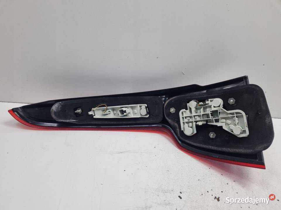 Volvo V50 KOMBI 0712r LIFT TYLNIA TYLNA LAMPA Janów sprzedam