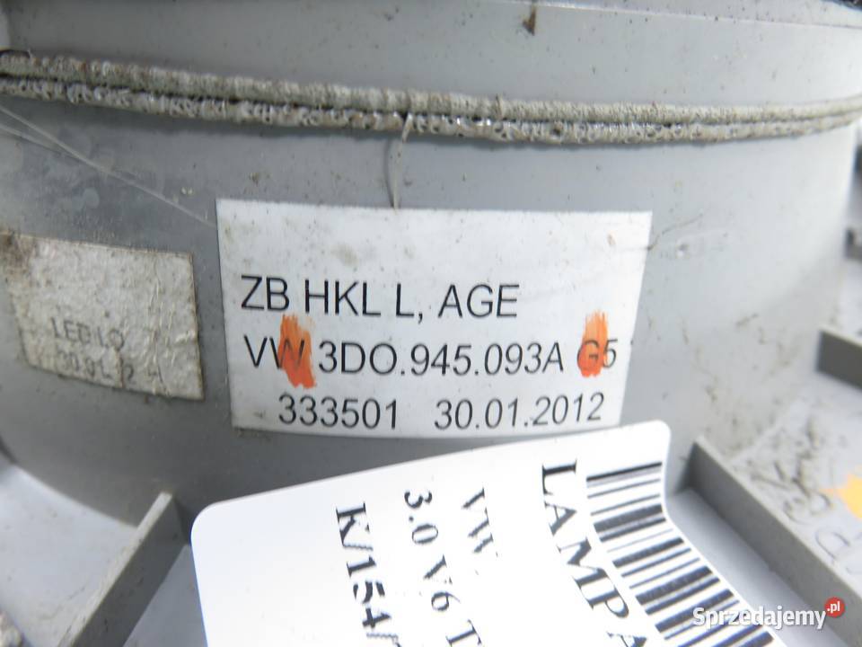 LAMPA LEWA TYLNA KLAPA VW PHAETON 333655L