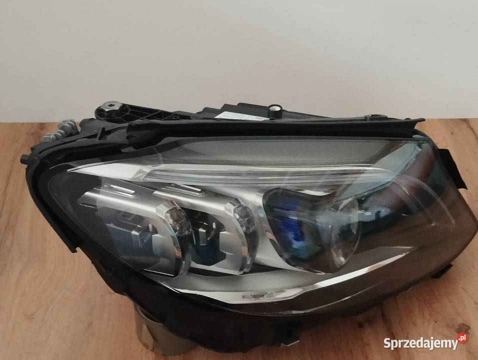 MERCEDES C W 205 LIFT Lampa Prawa Multibeam LED