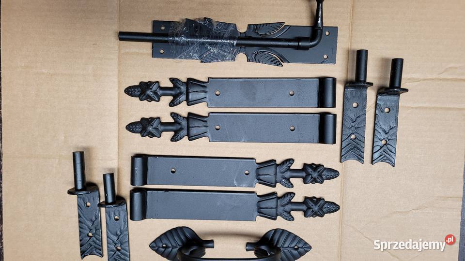 PIĘKNY MASYWNY Kosz na drewno czarny ręcznie Piece i kominki małopolskie