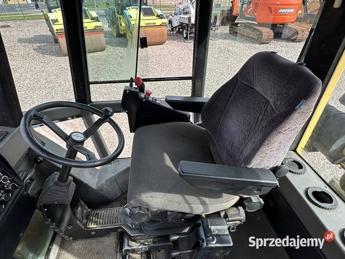 WALEC DROGOWY DYNAPAC CC232HF Tuliszków