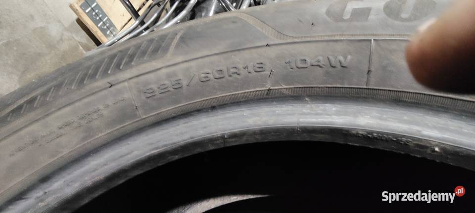 Opony 2255518 zimowe 4 2020 produkcji 225 Koszalin