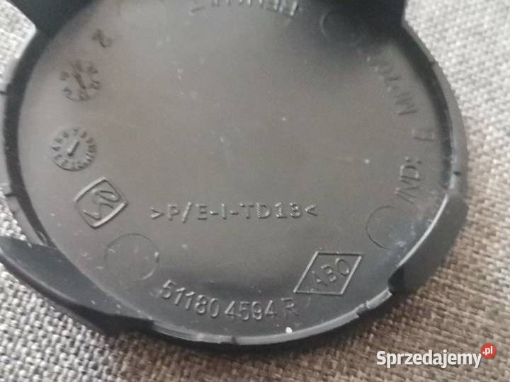 DACIA SANDERO ZAŚLEPKA HAKA ZDERZAKA PRZÓD Międzychód