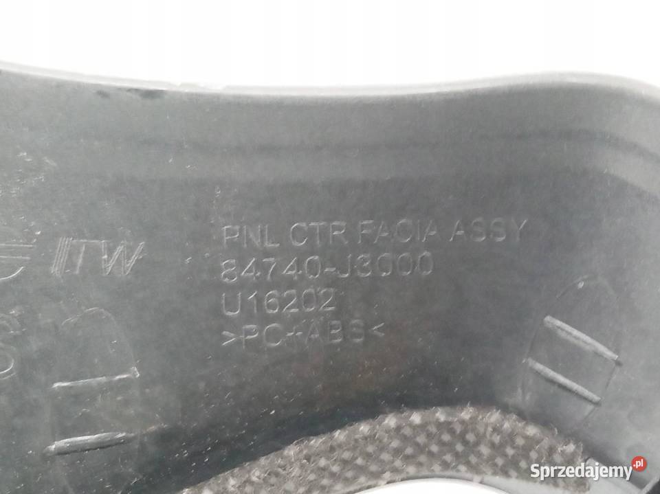 DEKOR LISTWA OZDOBNA DESKI 84740J3000 Hyundai