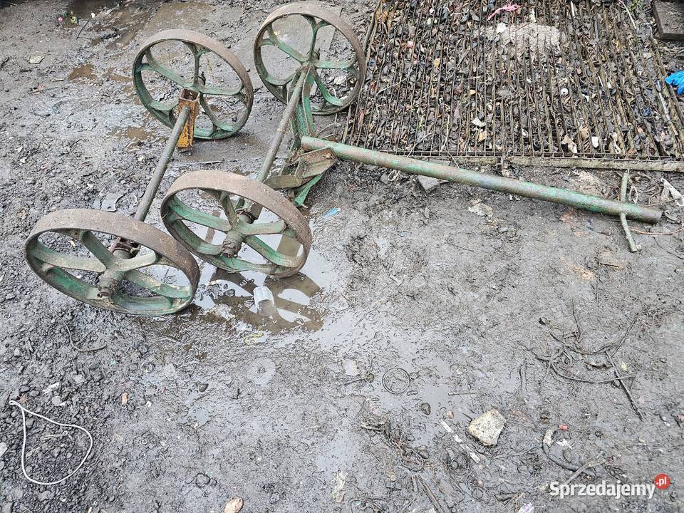 Oś osie Młocarni MS1 Koła żeliwne Drzewica sprzedam