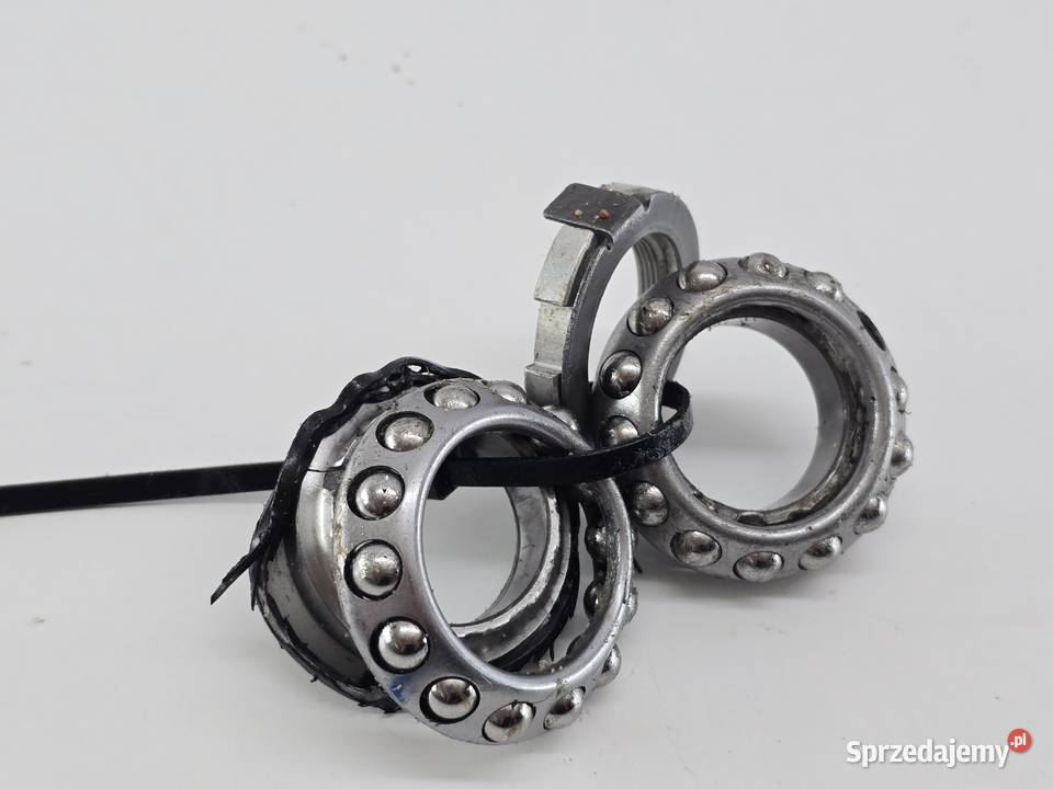 LOZYSKO LOZYSKA GLOWKI RAMY NAKRETKA TRIUMPH Łożyska główki ramy Janowice