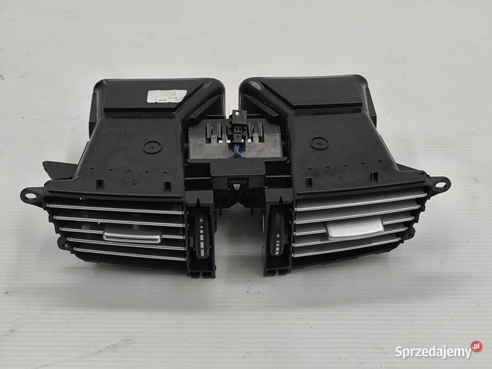 KRATKA ŚRODKOWA NAWIEWU MERCEDES ECLASA W212 wielkopolskie