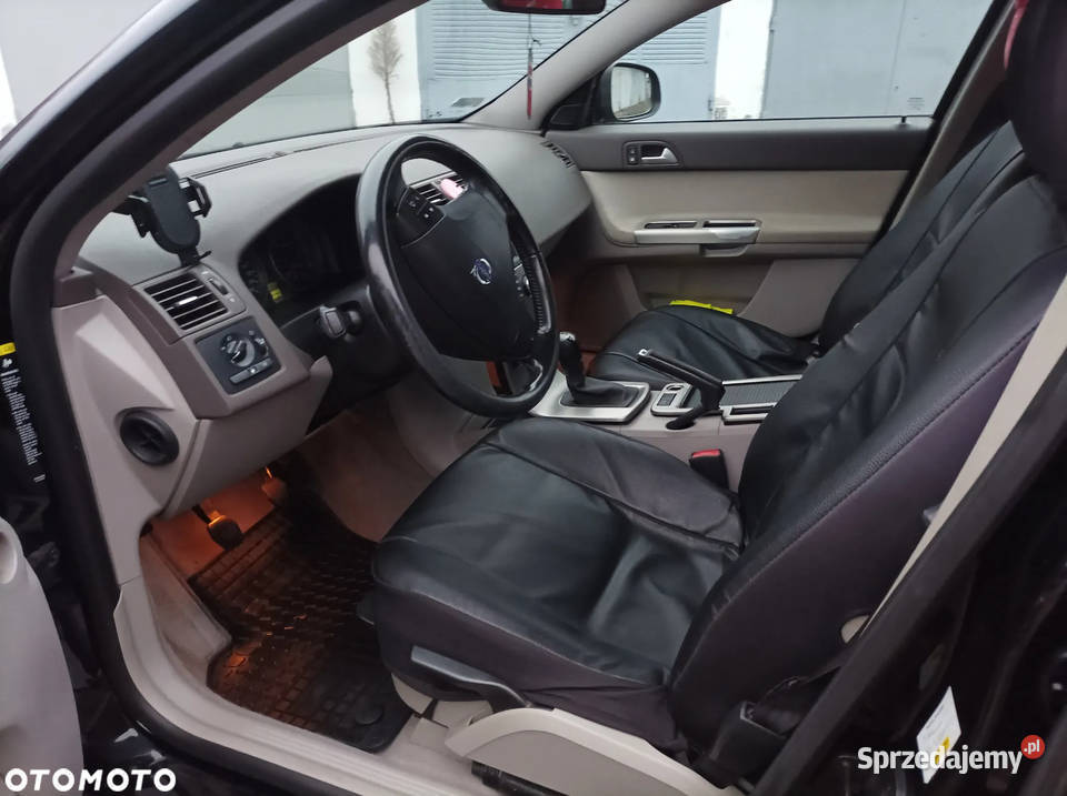 Volvo v50 zrobione dpf ego koło dwumasowe Rok produkcji 2009 sprzedam