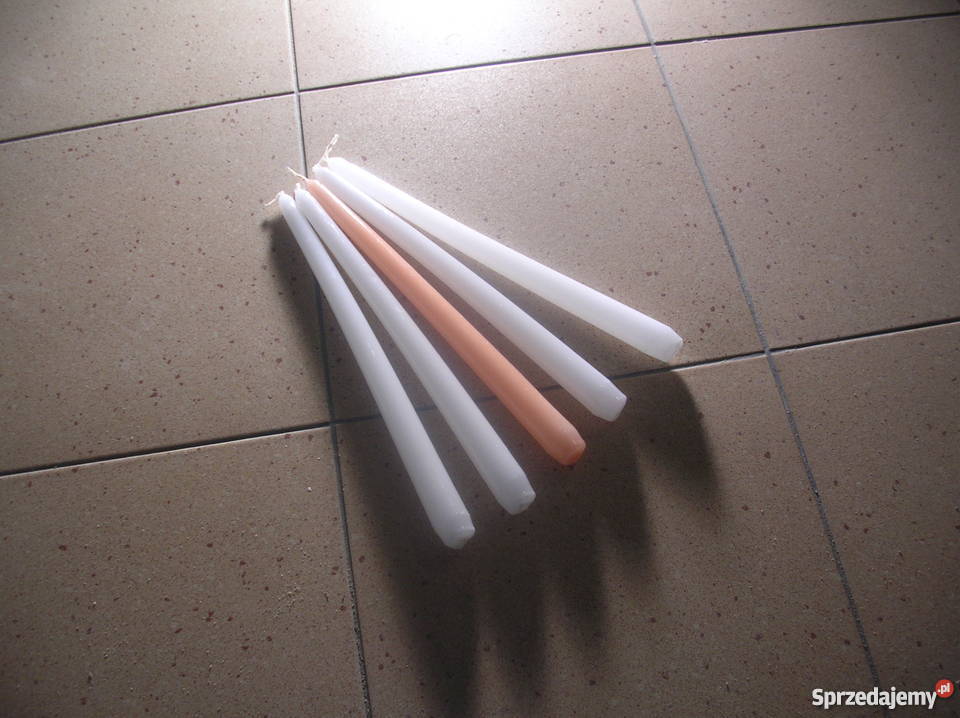 Świeczka stożkowa 32 świeca barwiona lakier 159