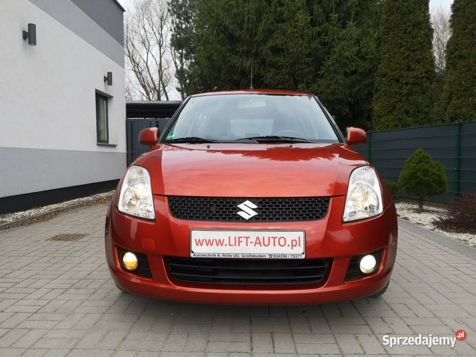 Suzuki Swift 1328 16v 92 Klimatyzacja Alu Felgi Strzegom