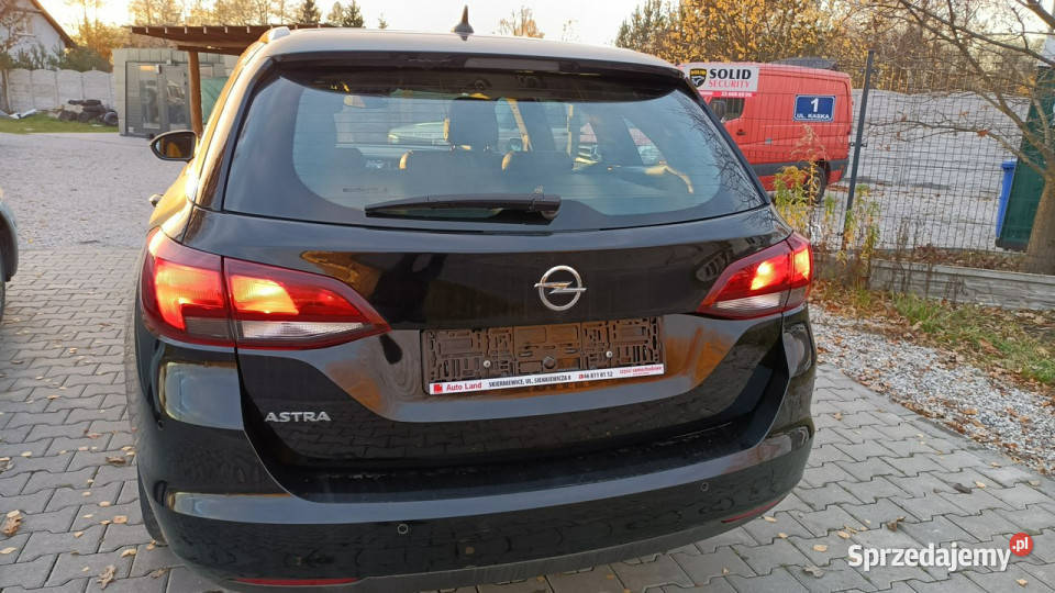 Opel Astra Zadbana Ekonomiczna K 20152021 nieuszkodzony