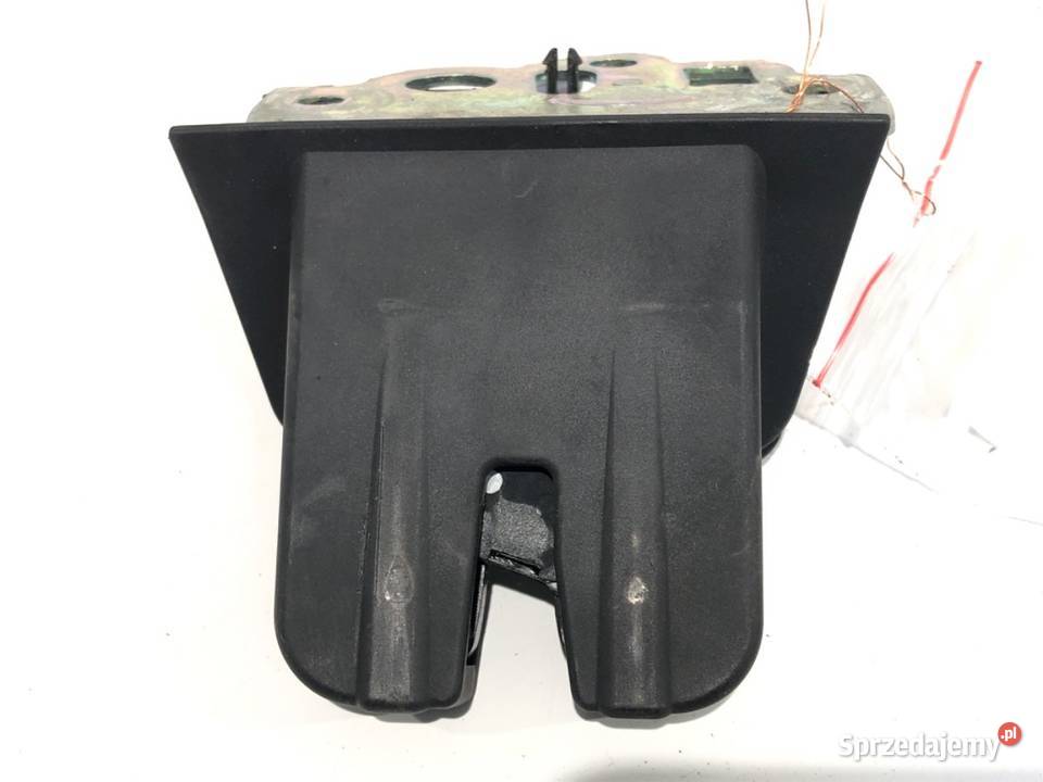 ZAMEK KLAPY TYŁ AUDI Q5 8R SUV 8R0827505A 0817 Motoryzacja