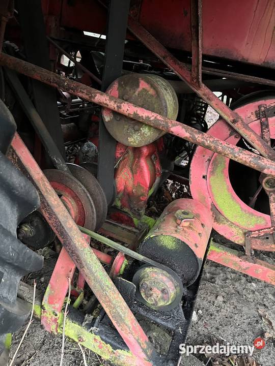 Kombajn zbożowy MASSEY FERGUSON 812 zabytek Zwoleń