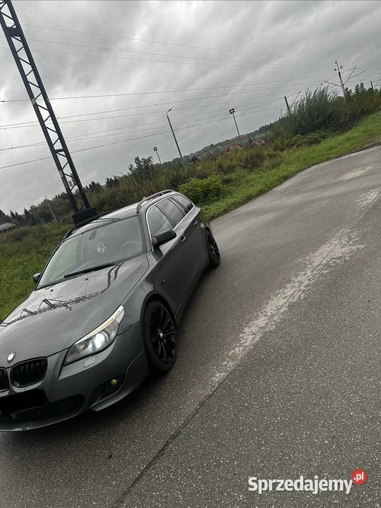 BMW E61 525d 372200km