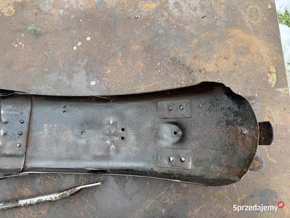 Iz 49 Oryginalny blotnik Tylny