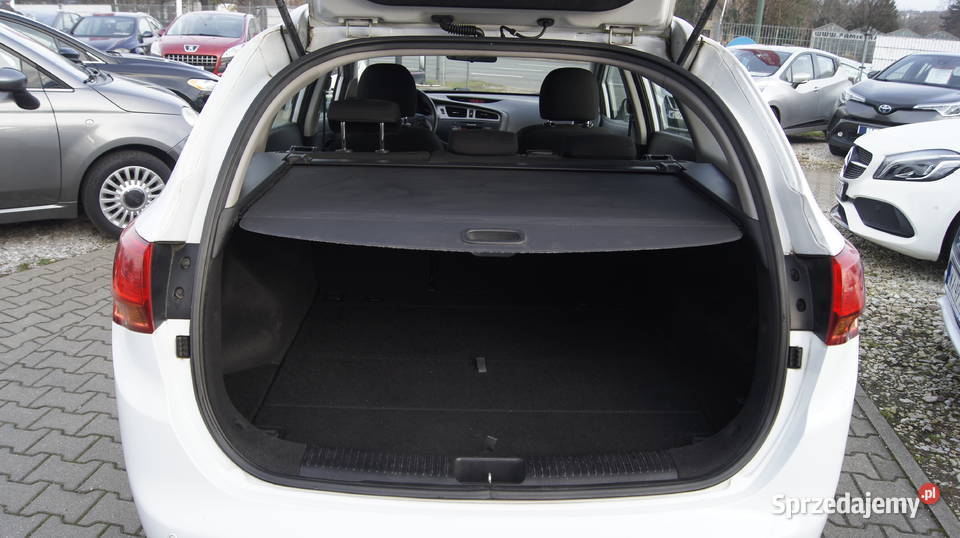 Salon Polska Serwisowany Bezwypadkowy Cee'd Warszawa