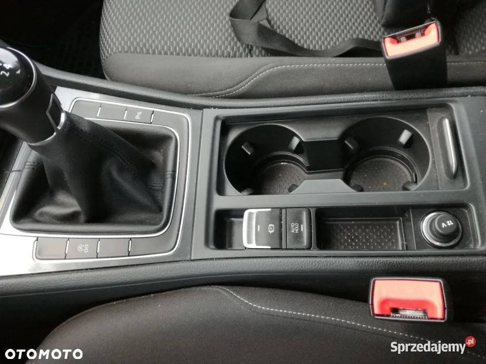 WA1DGAFP3FA058026 Golf małopolskie