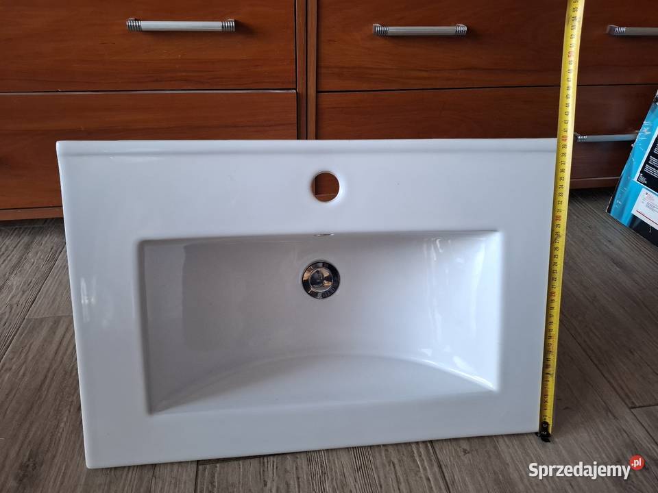 Zlew łazienkowa wpuszczany z syfonem Umywalki Stargard