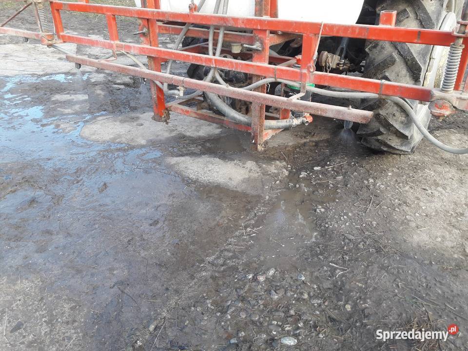 Opryskiwacz 300 l Uszew