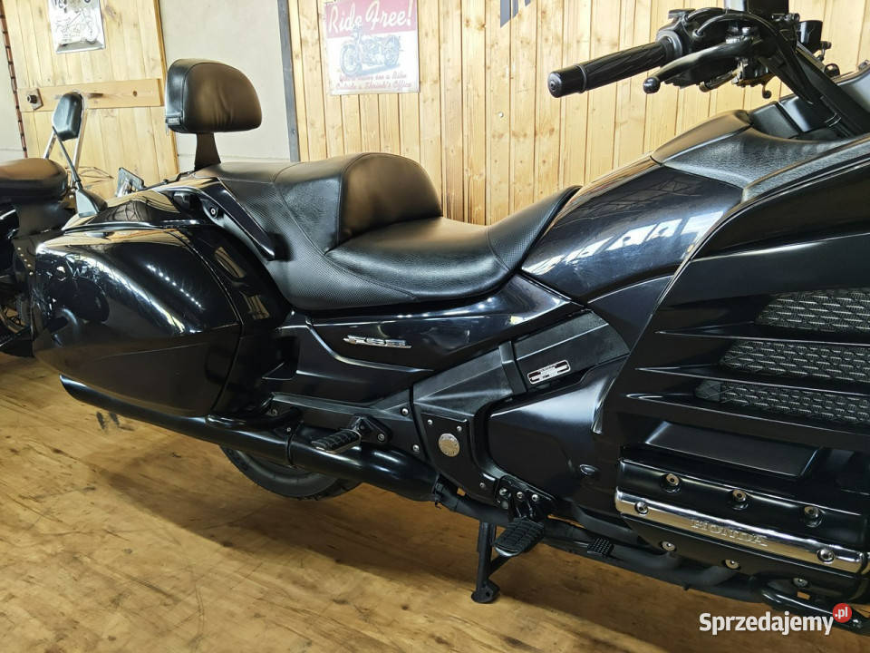 Honda GL Gold Wing F6B honda GL1800 Godwing Stare Miasto