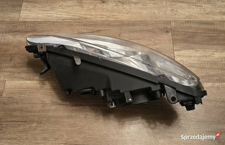 Peugeot 307 lampa przednia prawa Bydgoszcz