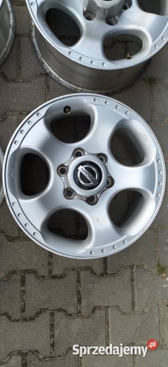 Felgi Nissan Navara D22 17x8JJ 6x1397
