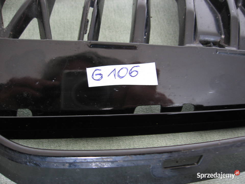 4K8807681D AUDI RS6 RS7 Kratka zderzaka