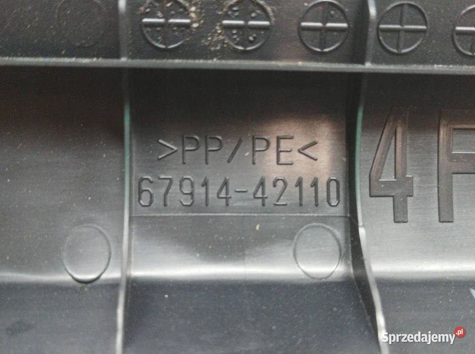 LISTWA PROGOWA LEWA PRAWA OSŁONA KPL Toyota RAV4 osobowe Progi świętokrzyskie