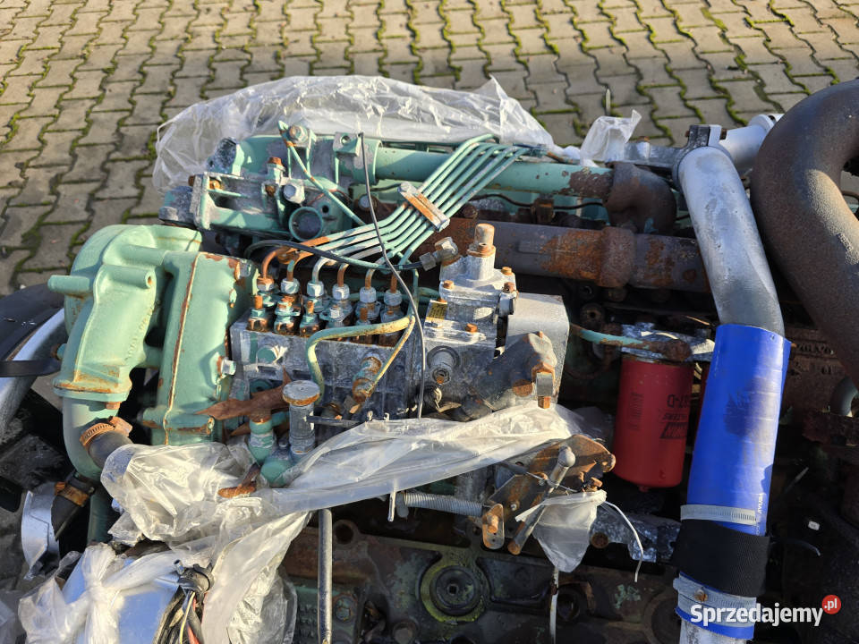 Silnik VOLVO D61 Turbo 6 cylindrów osprzęt Turbo