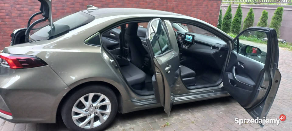 Toyota Corolla Rezerwacja AF 16 Kamera Cofania Corolla Gdańsk
