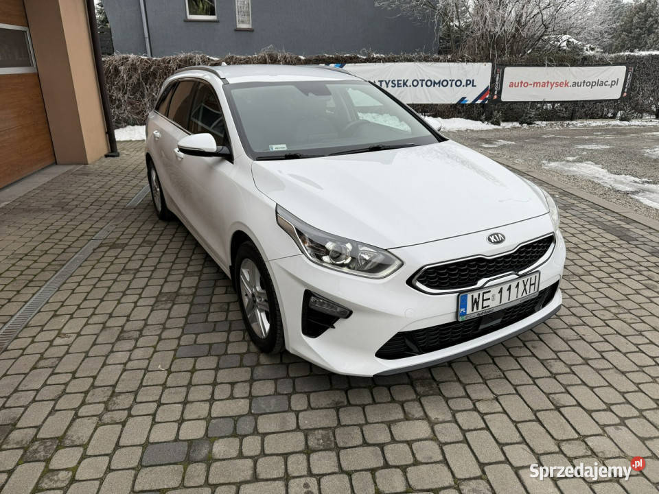 Kia Ceed 14 TGDI 140 Automat CarPlay Kamera III światła przeciwmgielne Orzech sprzedam