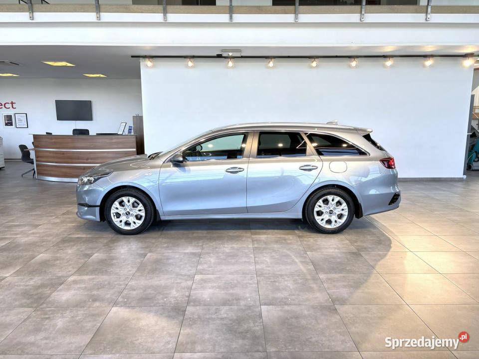 Kia Ceed SW M 15TGDI 160 M6 2022 r salon I benzyna Myślenice