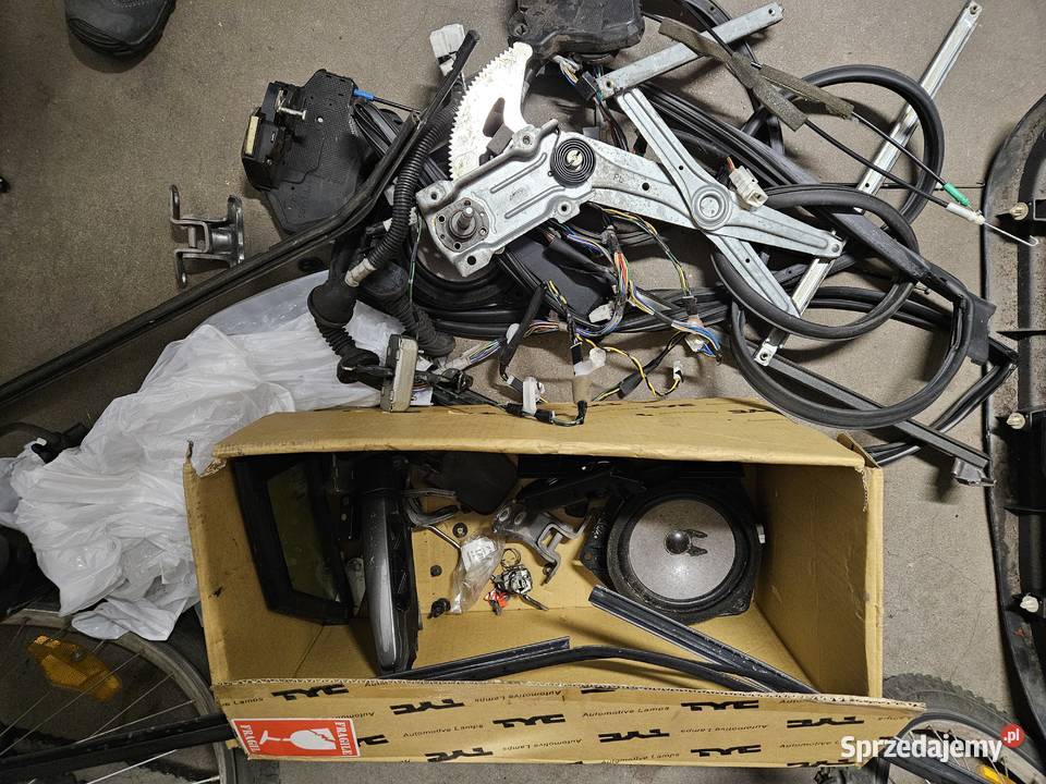 Części do Toyota Corolla Verso II osobowe Poznań