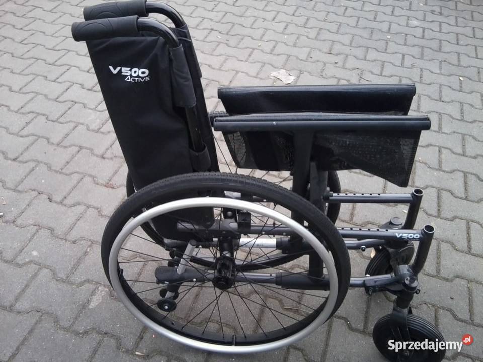 Sprzedam lekki wózek inwalidzi lecz niekompletny Knurów