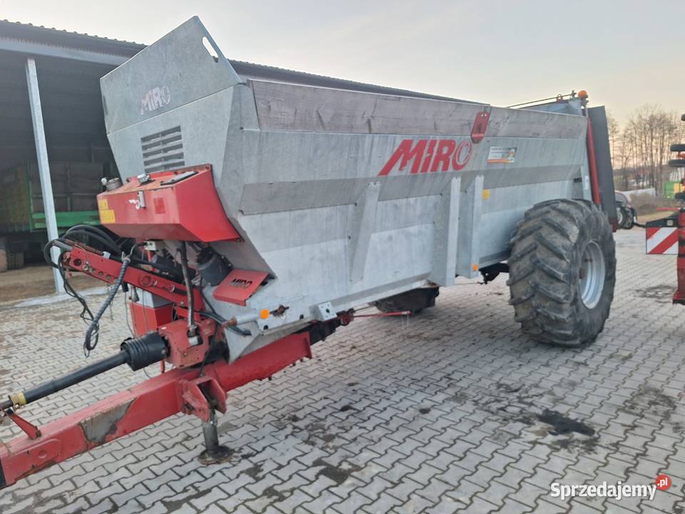 Rozrzutnik obornika wannowy wałki pionowe Stan