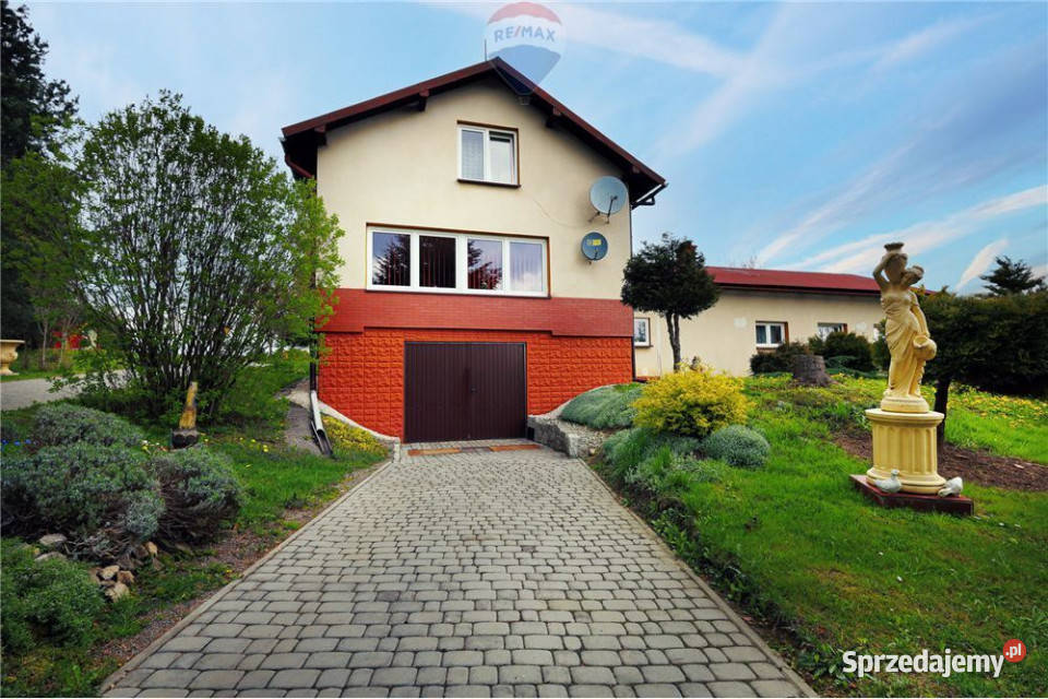 Stadnina Koni hodowla zwierząt dom na wsi Ilość pomieszczeń 4 Cieszyn