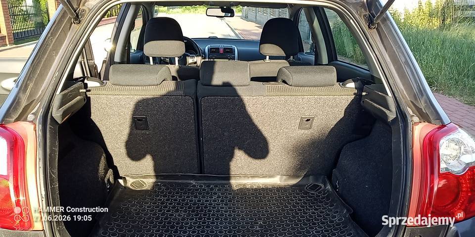 Auris LIFT 18 benzyna 147 Szwajcar lekko Toyota Pilawa